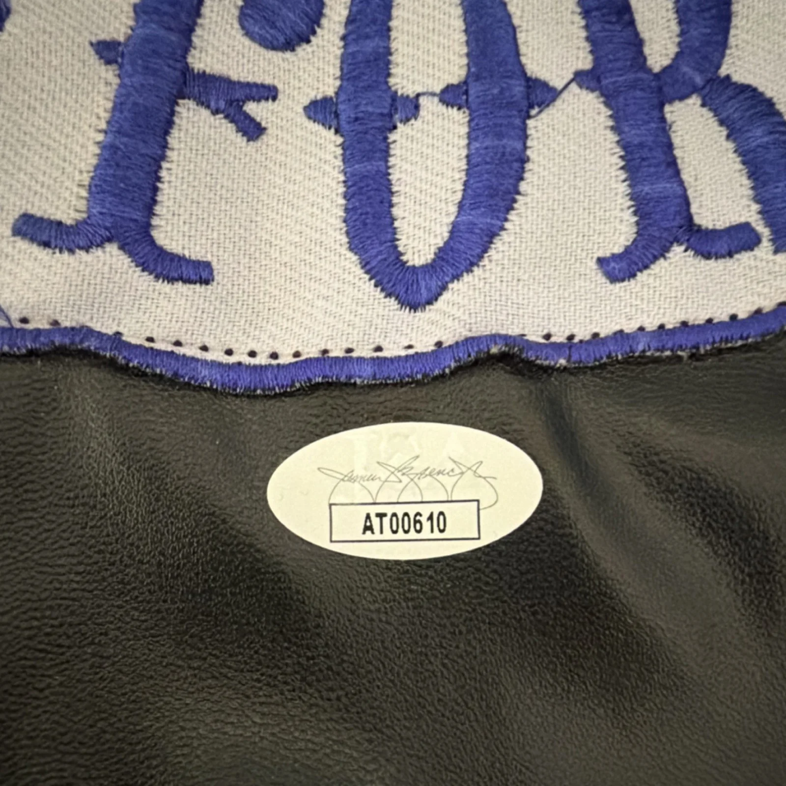 Charlie Hunnam — Charlie Hunnam Signed Sons of Anarchy Jacket Original Television JSA, image 2