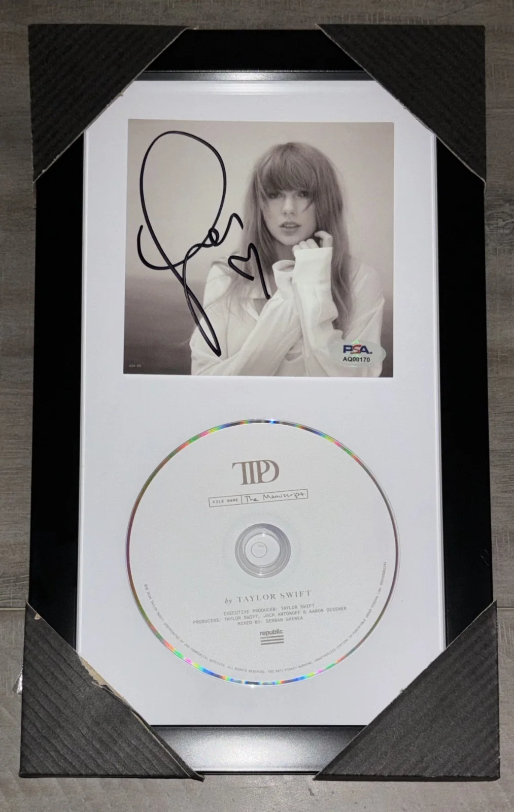 Taylor Swift Tortured Poets Department Signed HEART PSA + COA + Frame Kit #170, image 4
