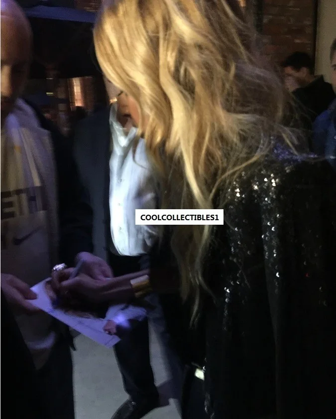 RACHEL ZOE — RACHEL ZOE " THE RACHEL ZOE PROJECT" HAND SIGNED 8X10 COLOR PHOTO 3 COA "PROOF", изображение 2