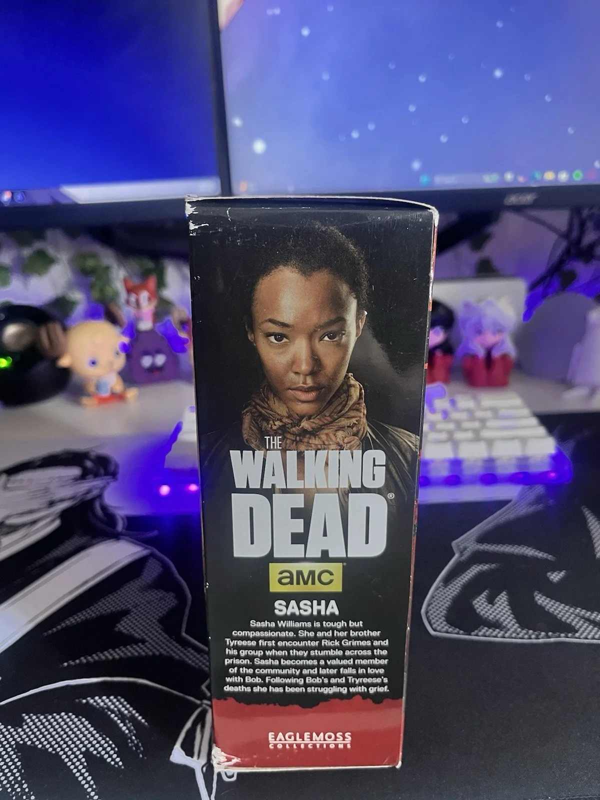 Signed The Walking Dead Sasha Collector’s Model – Autographed by Sonequa Martin, изображение 2