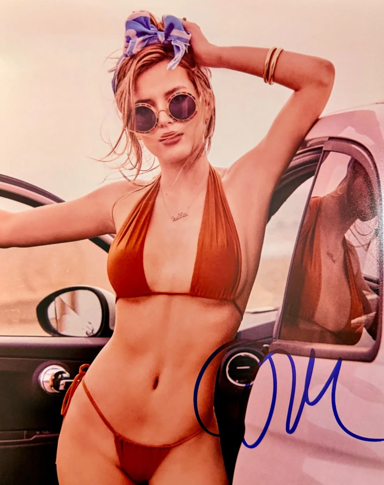 Bella Thorne — Bella Thorne Signed 8x10 Photo Autograph COA Bikini Beach Glam Pose