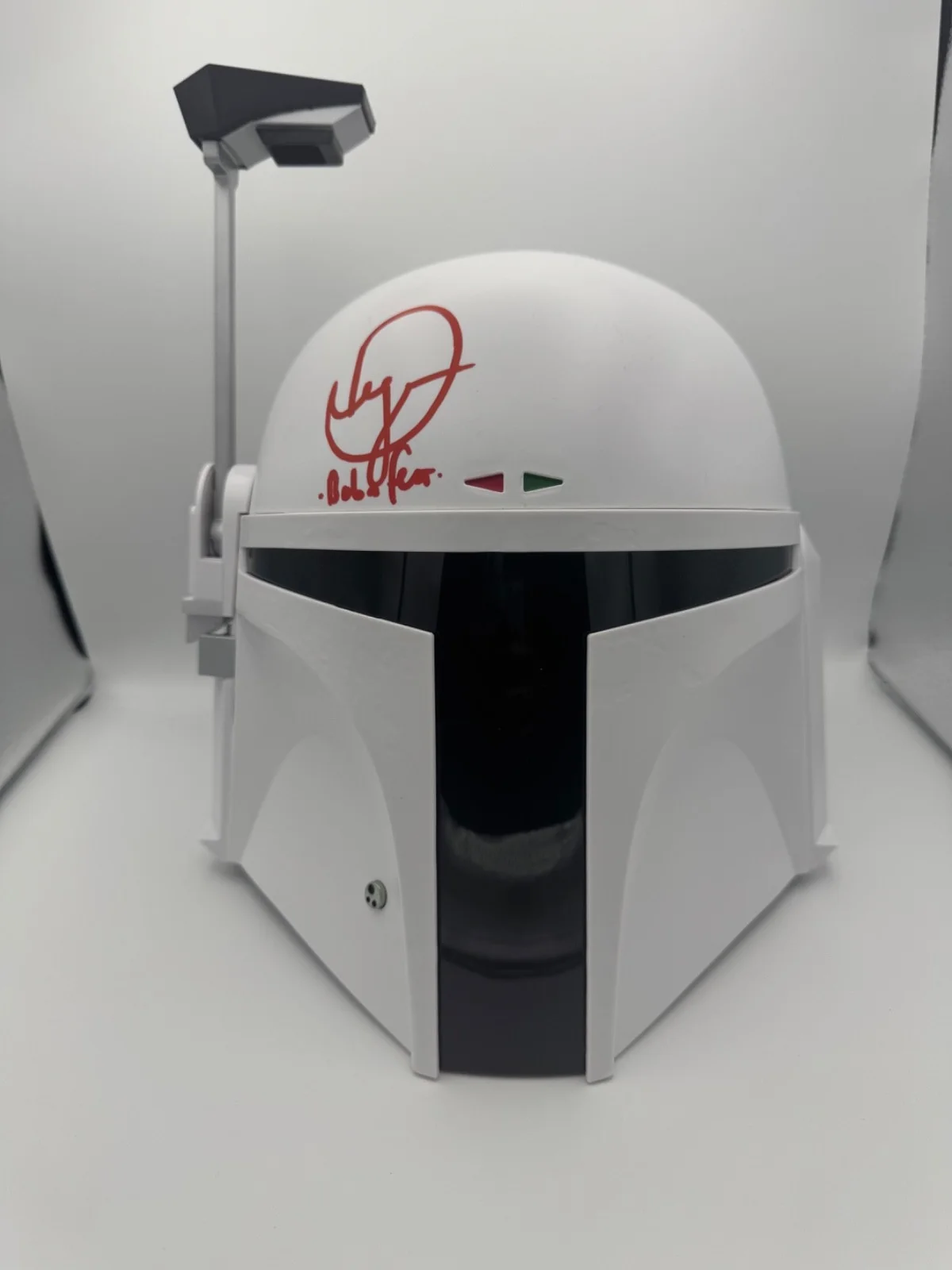Daniel Logan — Daniel Logan Signed Young Boba Fett Prototype Armor Black Series Star Wars COA, изображение 4