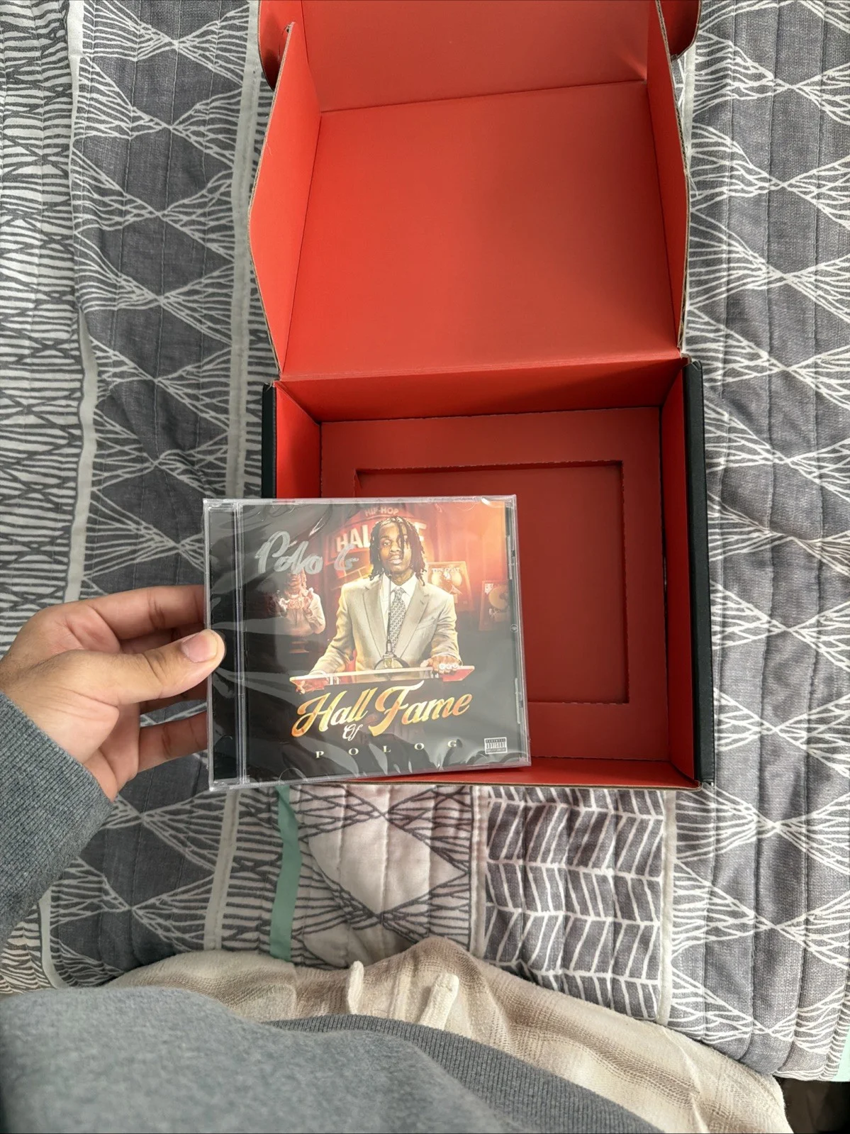 Hall of Fame Polo G Signed and Sealed CD with Collector Box, изображение 3
