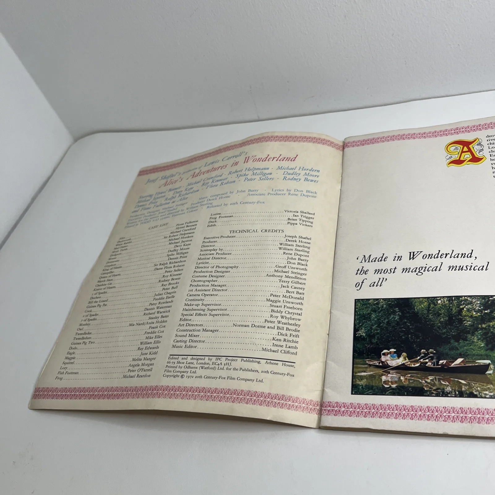 Alice's Adventures in Wonderland 1972 Musical Film Programme Book Josef Shaftel, изображение 4