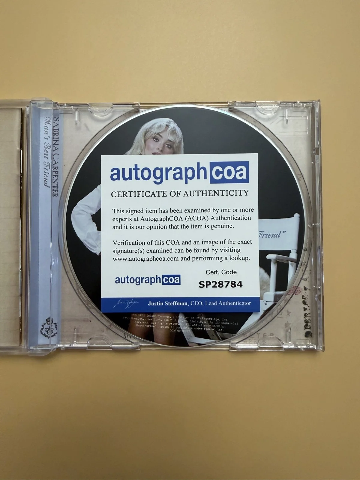 SIGNED Sabrina Carpenter Man’s Best Friend CD Album ACOA Auth SP28784, image 3
