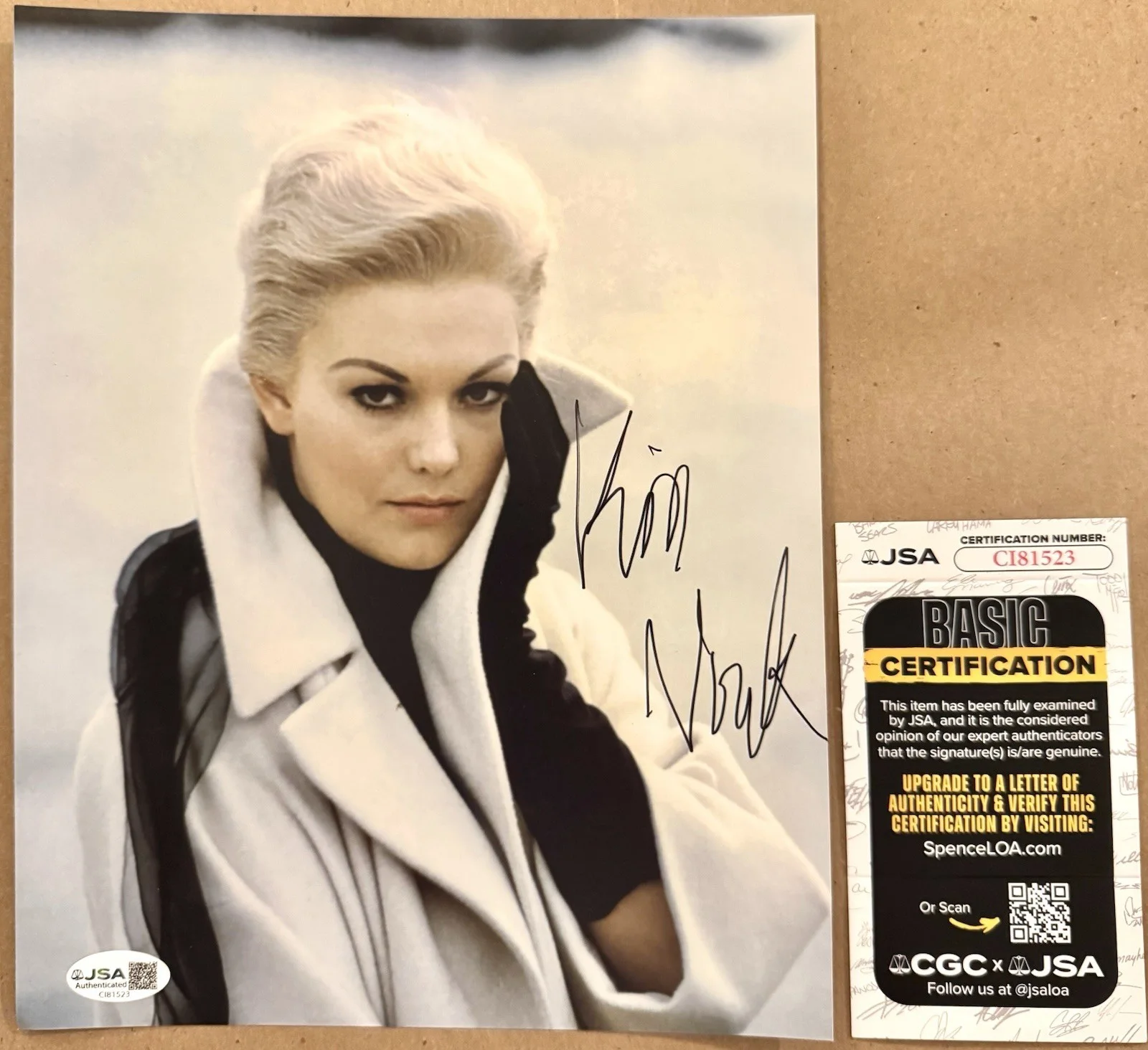 Kim Novak — Kim Novak Signed Autographed 8x10 Color Photo JSA