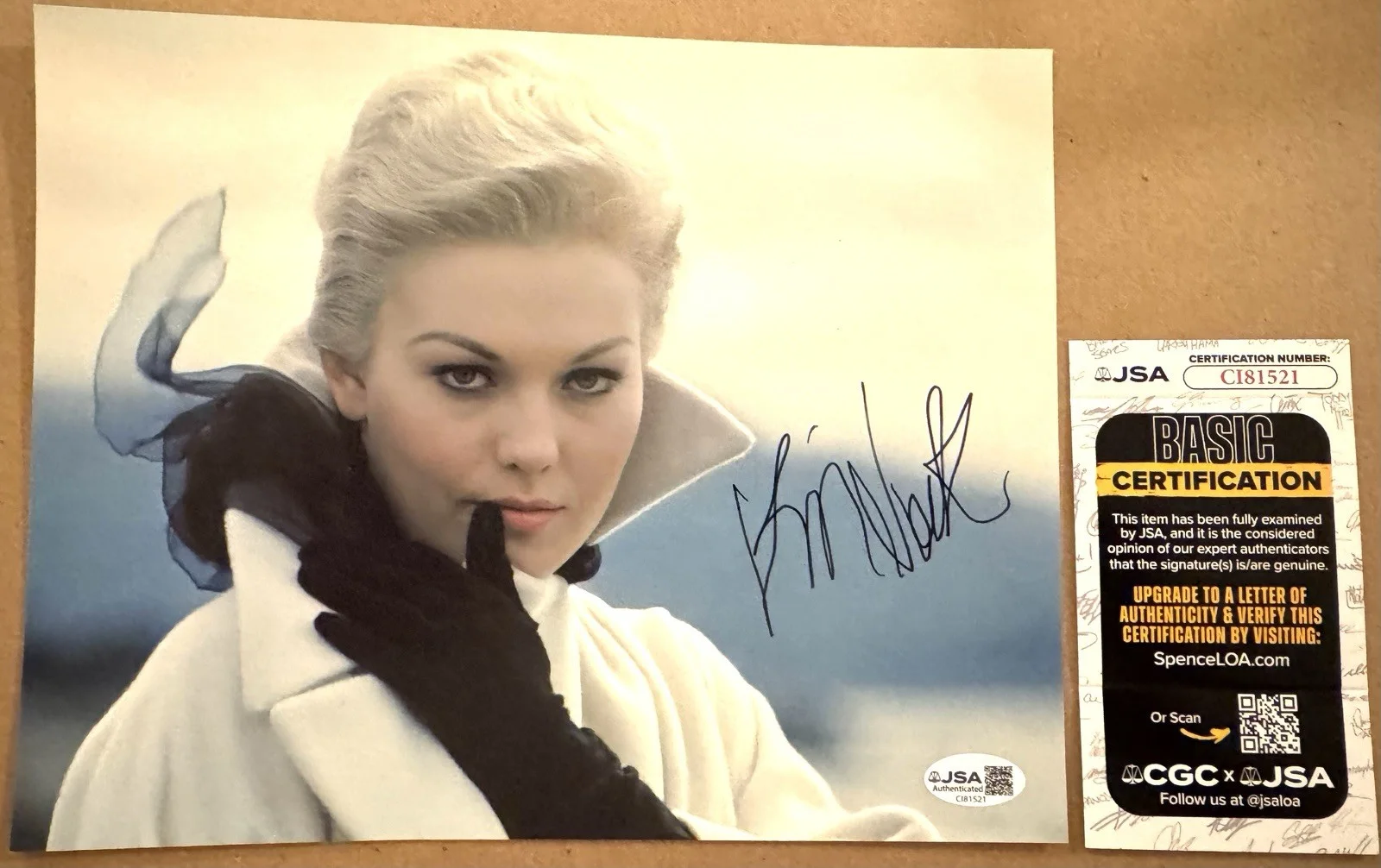 Kim Novak — Kim Novak Signed Autographed 8x10 Color Photo JSA
