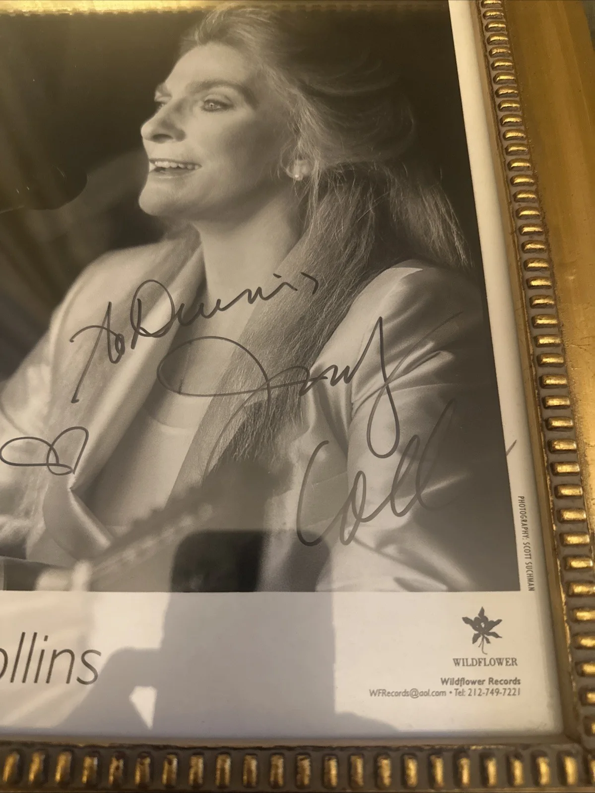 Judy Collins Signed Black & White Photo – Folk Music Icon – Framed Autograph, image 3