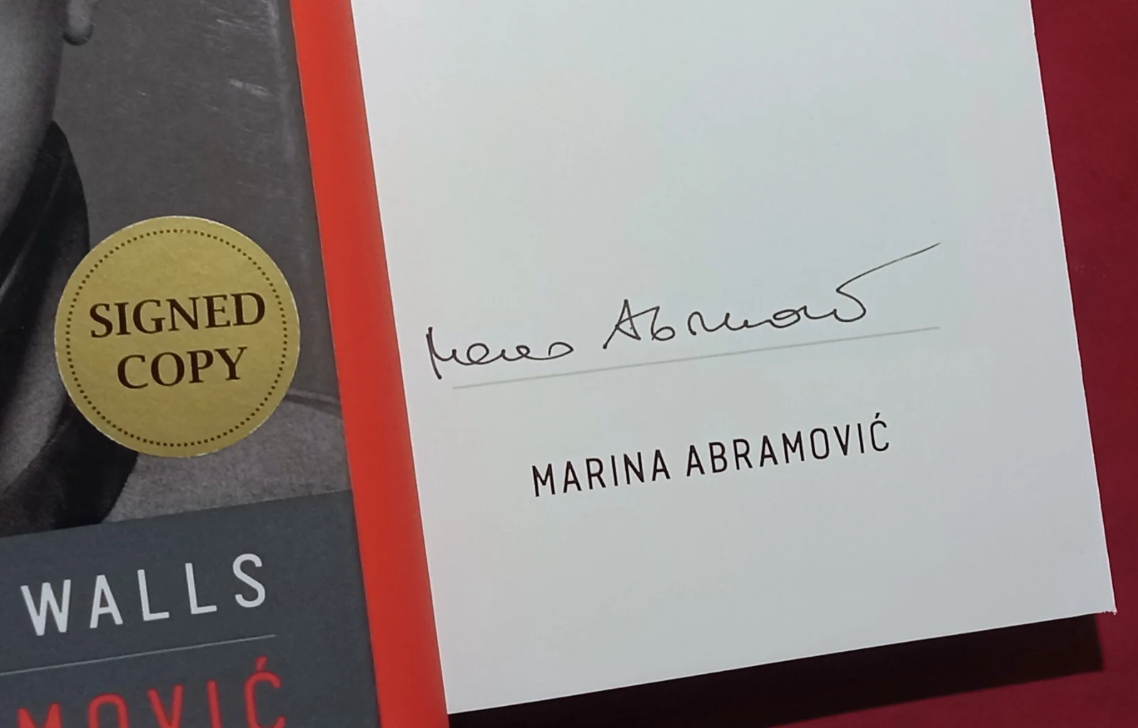 SIGNED WALK THROUGH WALLS A MEMOIR BY MARINA ABRAMOVIC 2016 1ST EDITION 1ST/1ST, image 4