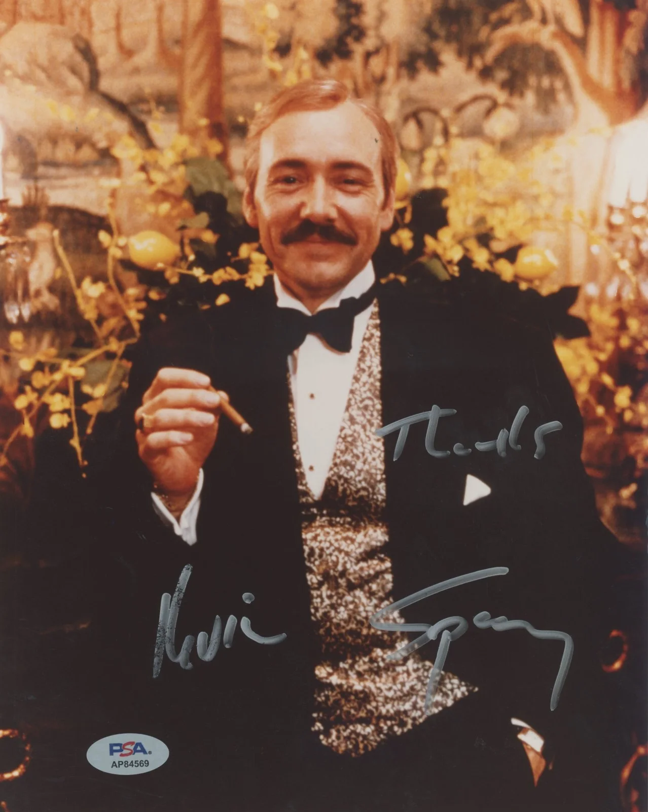 Kevin Spacey — Kevin Spacey Midnight Garden "Thanks" Authentic Signed 8x10 Photo PSA #AP84569