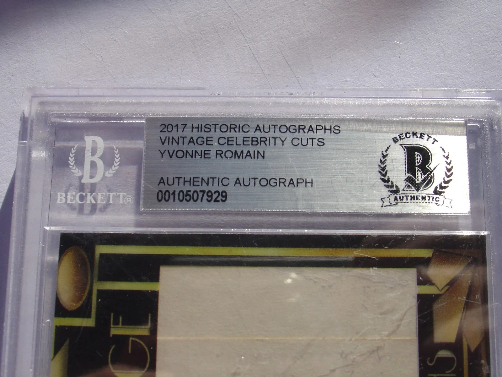 Beckett Grading Celebrity Vintage Yvonne Romain Autograph Signed Card, image 5