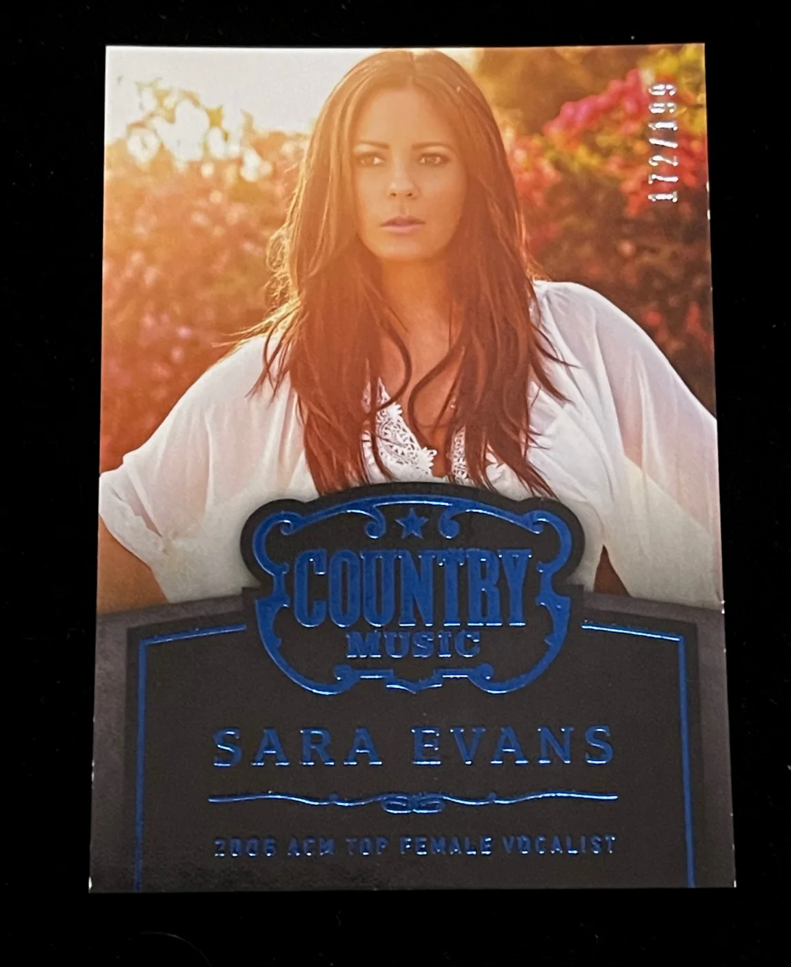 SARA EVANS 2014 PANINI COUNTRY AUTOGRAPH SIGNED AUTO & BLUE FOIL CARD LOT / 199, image 3