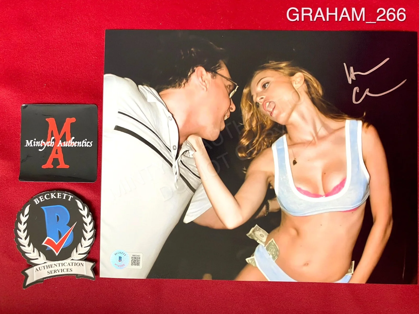 Heather Graham — Heather Graham autographed signed 8x10 photo The Hangover Beckett COA