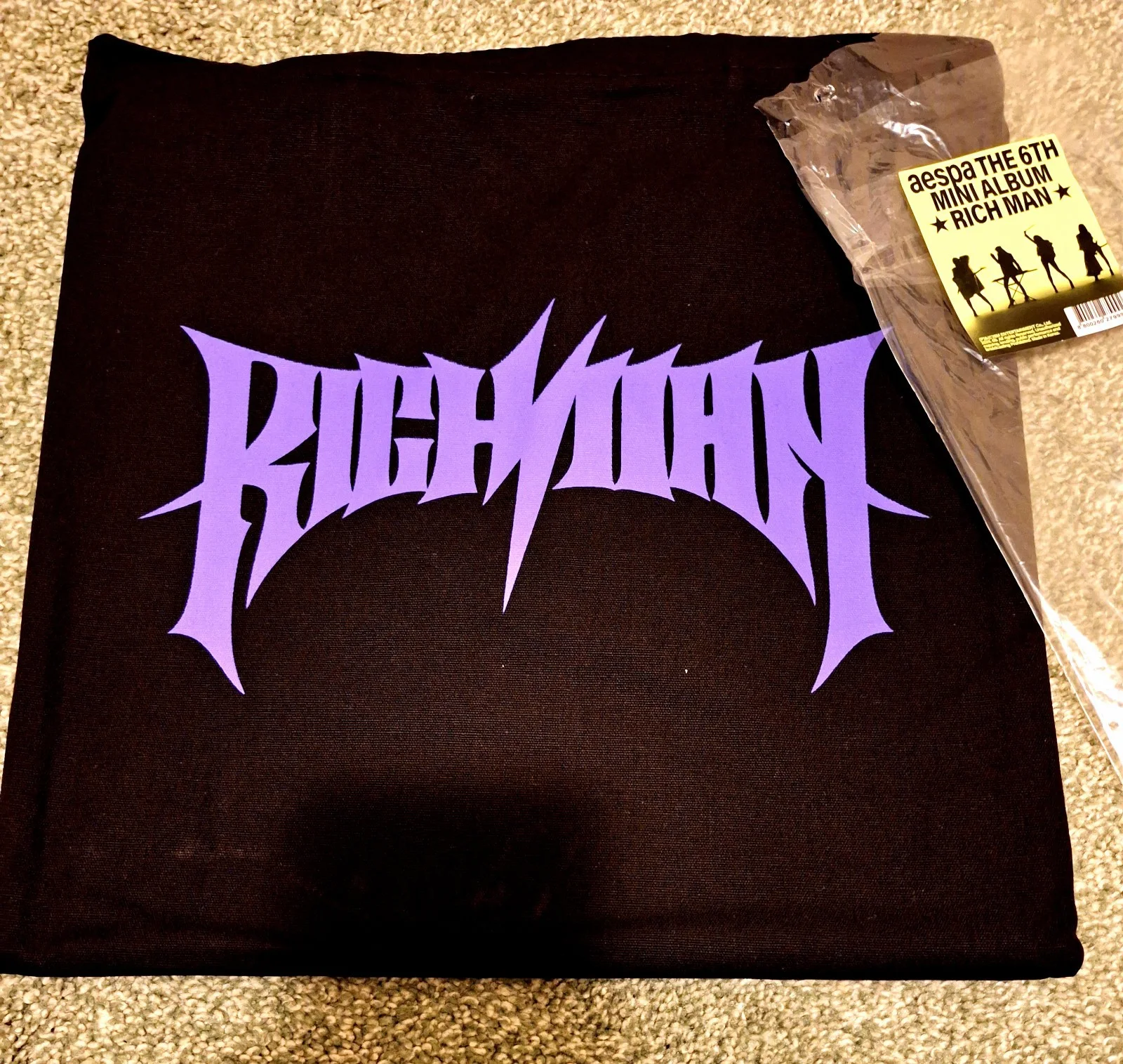 AUTOGRAPHED Official AESPA Rich Man Album Bag CD signed GISELLE K-pop winter ne, изображение 3