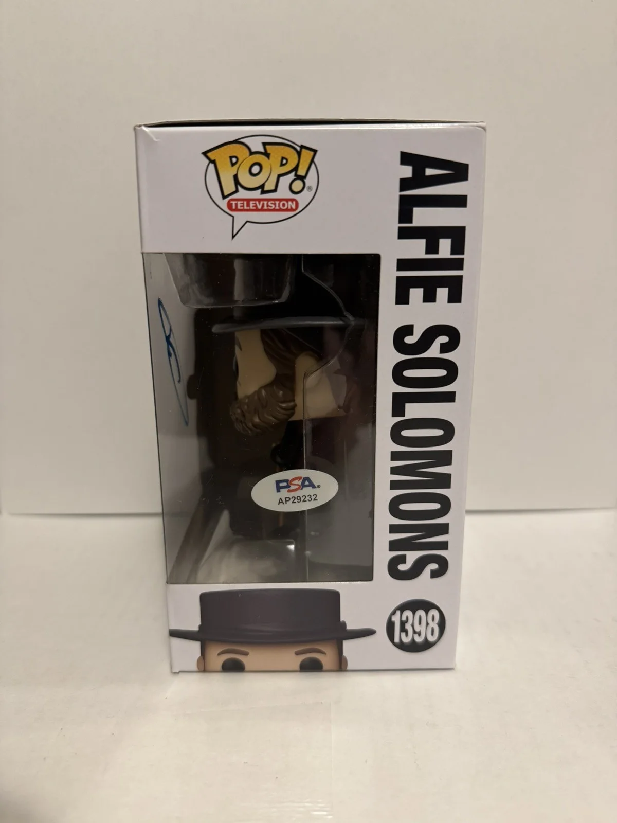 Tom Hardy — Signed Tom Hardy Alfie Solomons Peaky Blinders Funko Pop Autograph Beckett COA, image 2