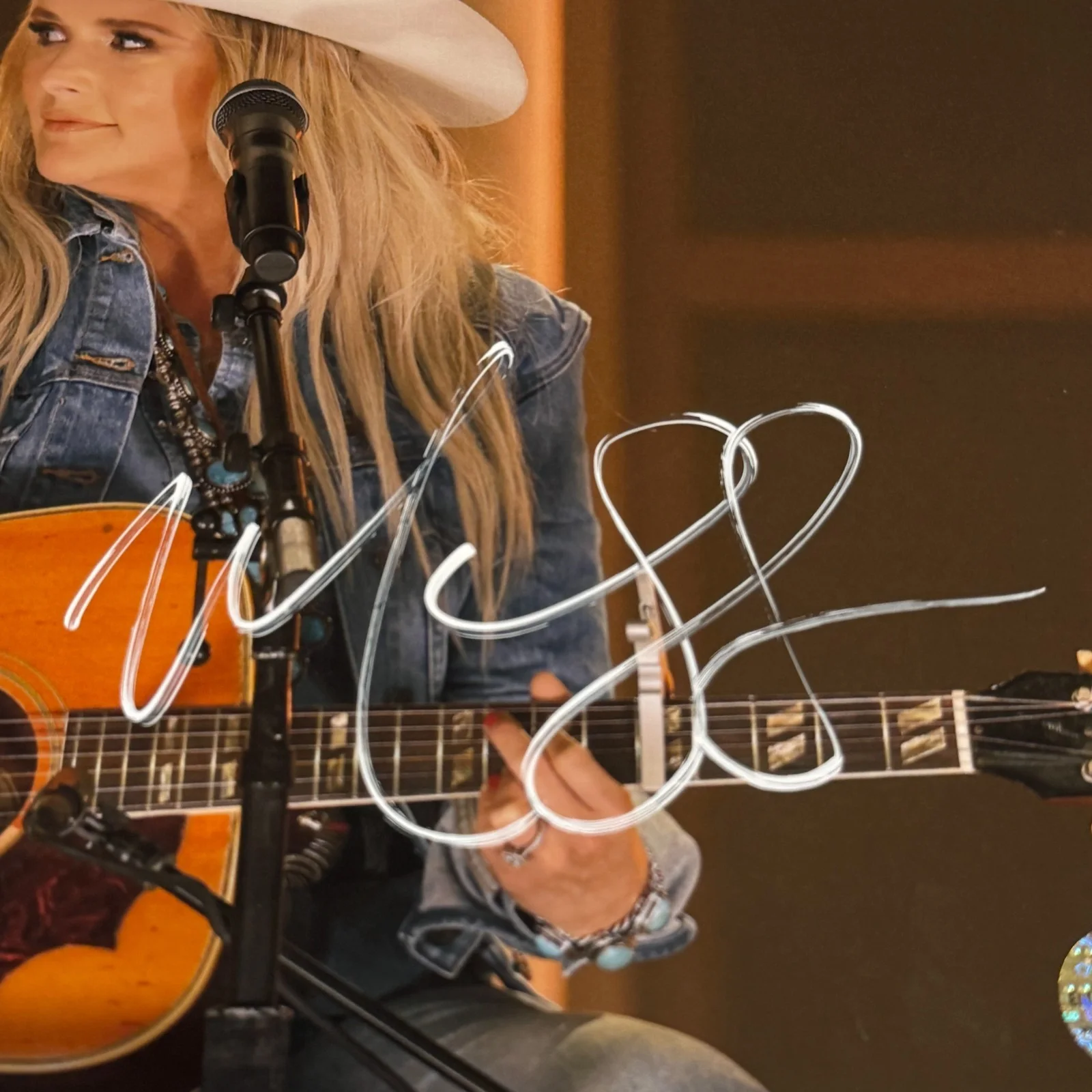MIRANDA LAMBERT SIGNED AUTOGRAPHED 8X10 PHOTOGRAPH AUTHENTIC AUTO PHOTO W/ COA, image 3