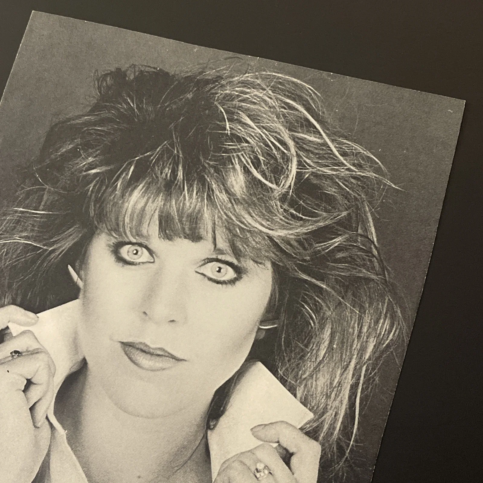 LAURIE LINDLEY: Hand Signed Celebrity Photograph & Comp Card 7 x 9”/ KSK, изображение 3