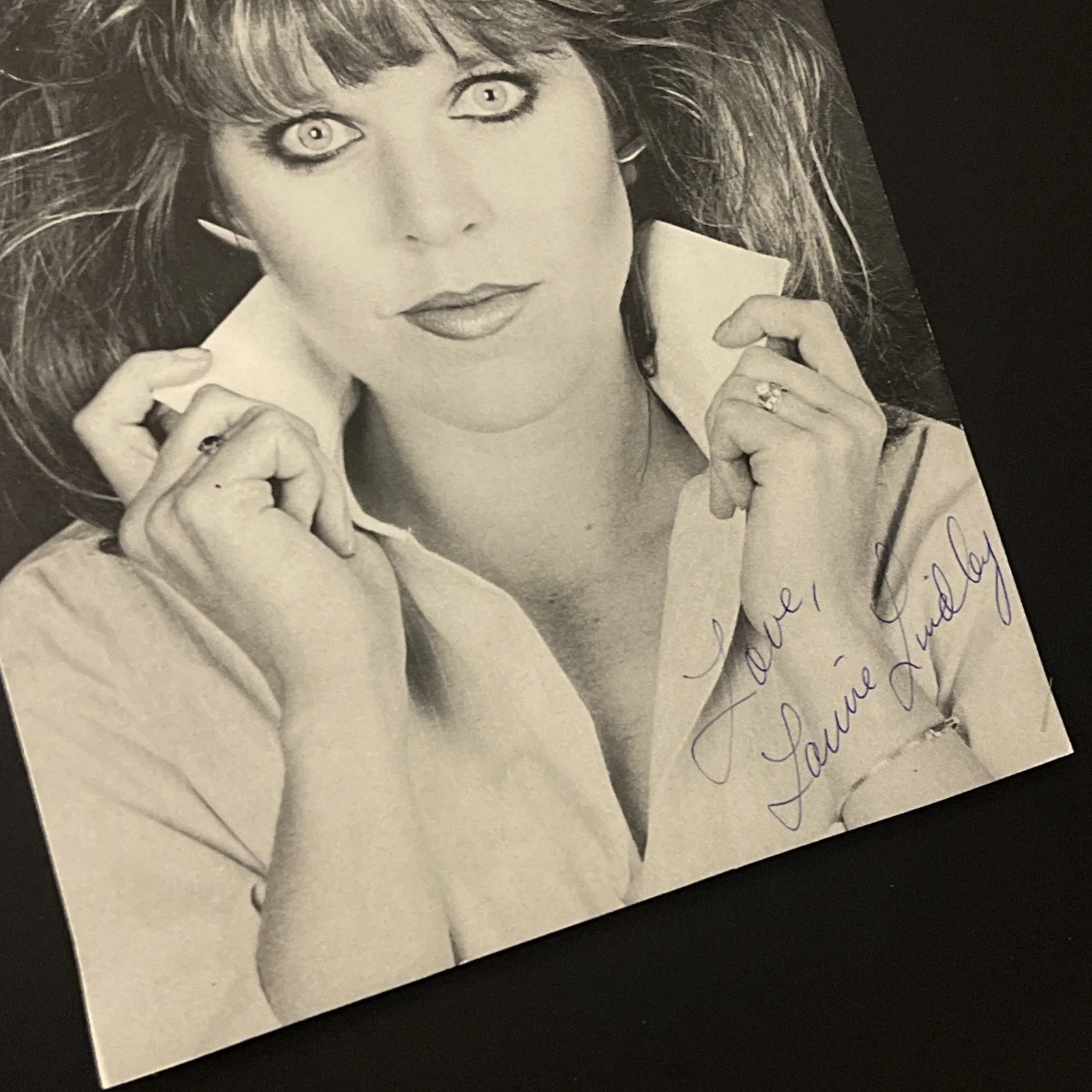 LAURIE LINDLEY: Hand Signed Celebrity Photograph & Comp Card 7 x 9”/ KSK, изображение 4