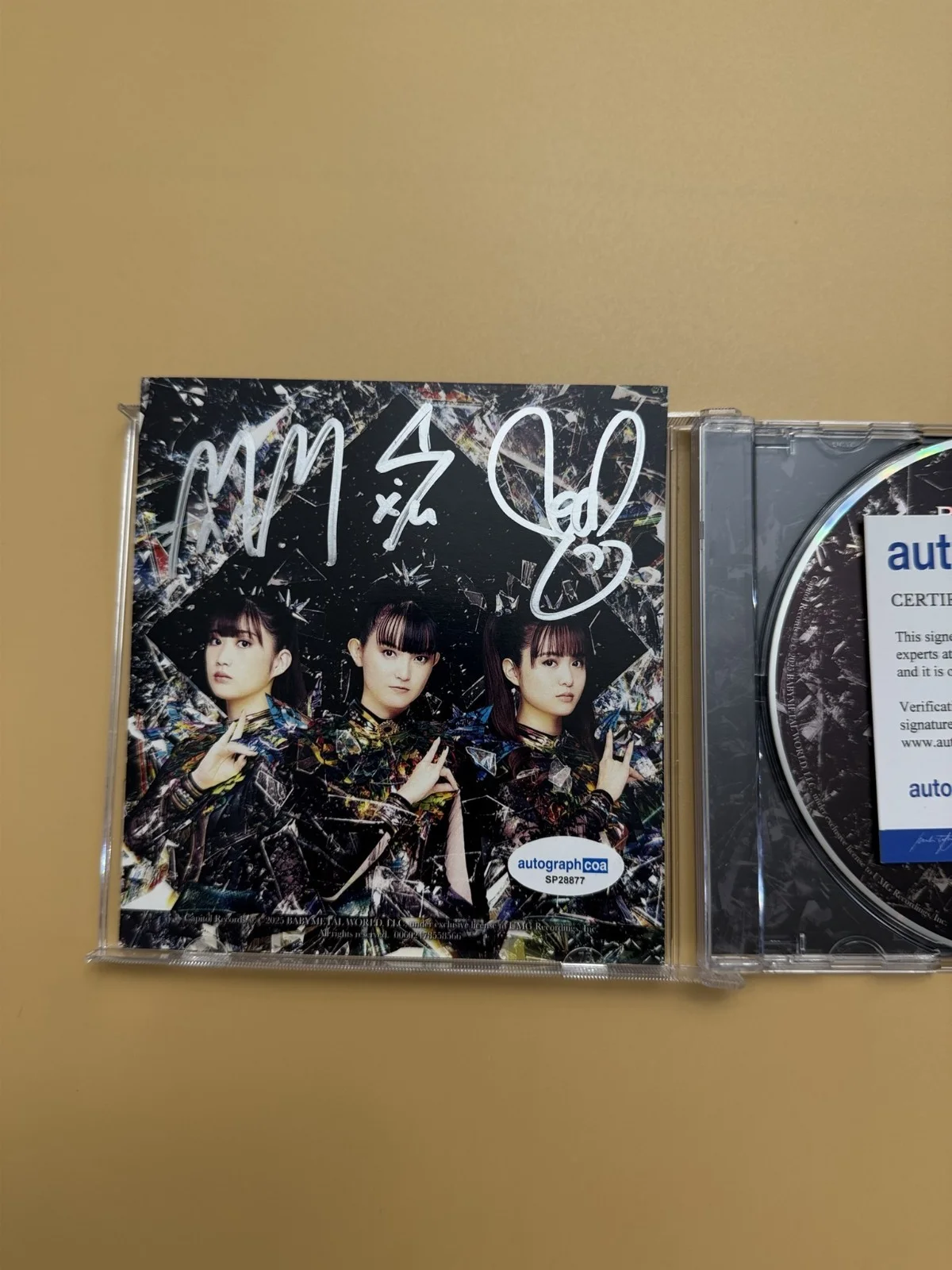 BABYMETAL Metal Forth Autographed CD SIGNED ACOA Photo Card SP28877, image 2