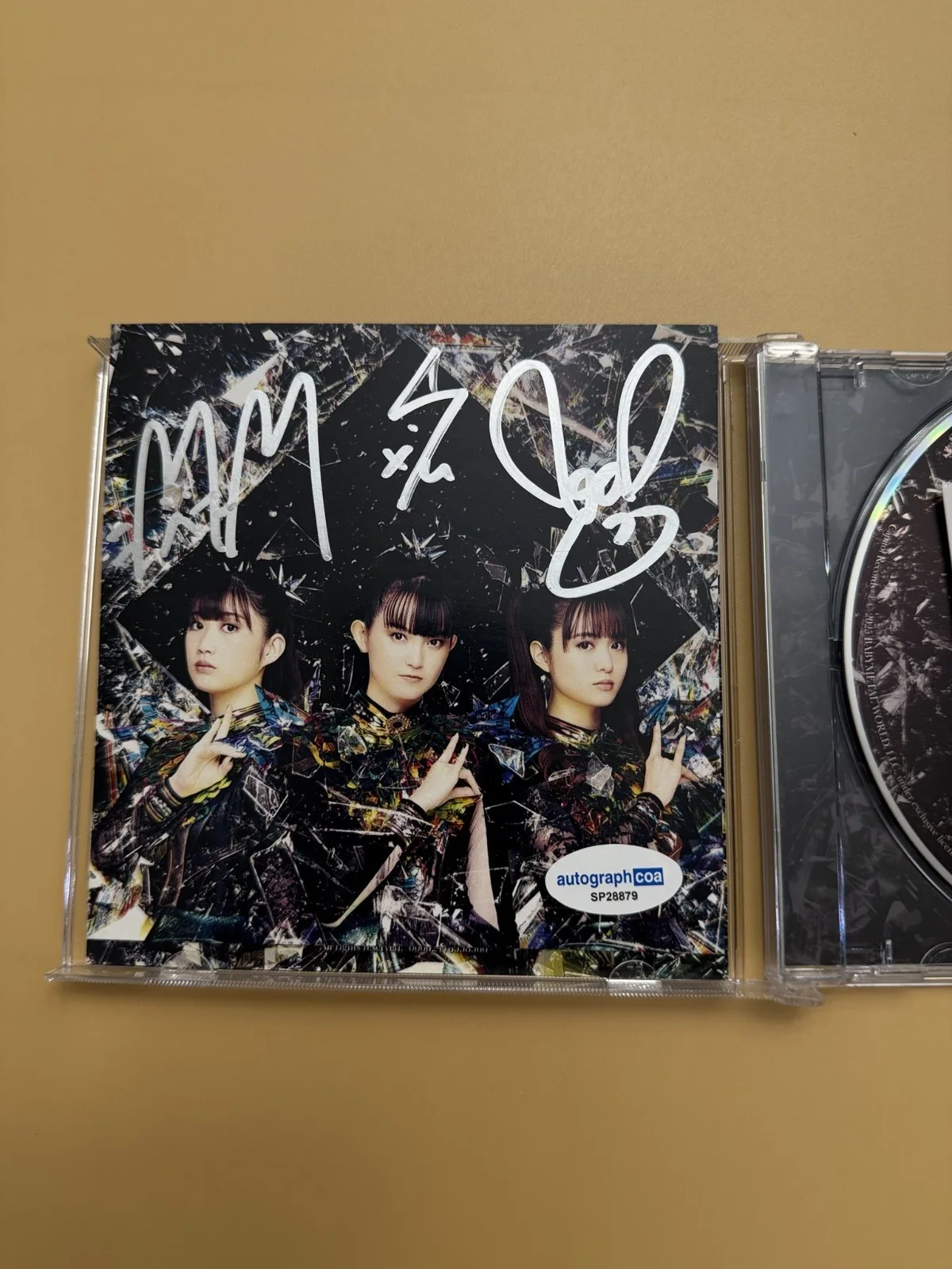 BABYMETAL Metal Forth CD Album SIGNED Autograph ACOA SP28879, image 2