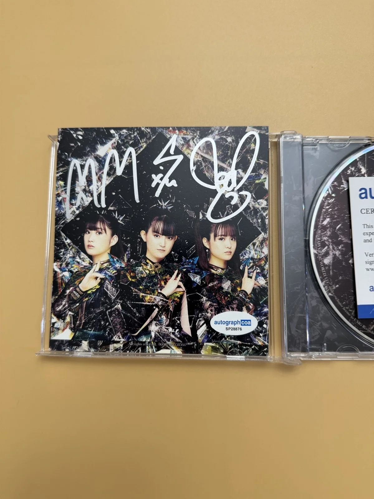 SIGNED BABYMETAL Autograph Metal Forth CD Album ACOA Photo Card SP28876, изображение 2