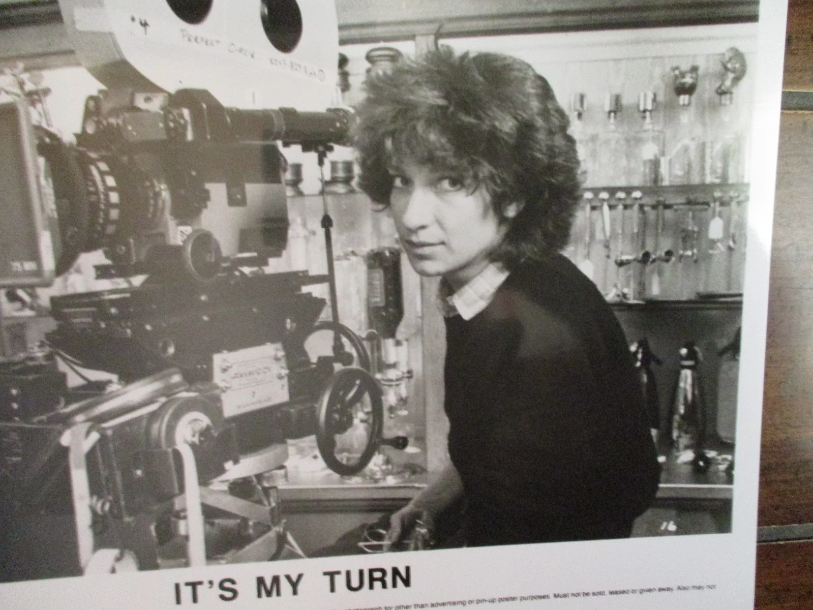 Claudia Weill ("IT'S MY TURN")1991 10 x 8 Glossy Black and White Press Photo, изображение 2