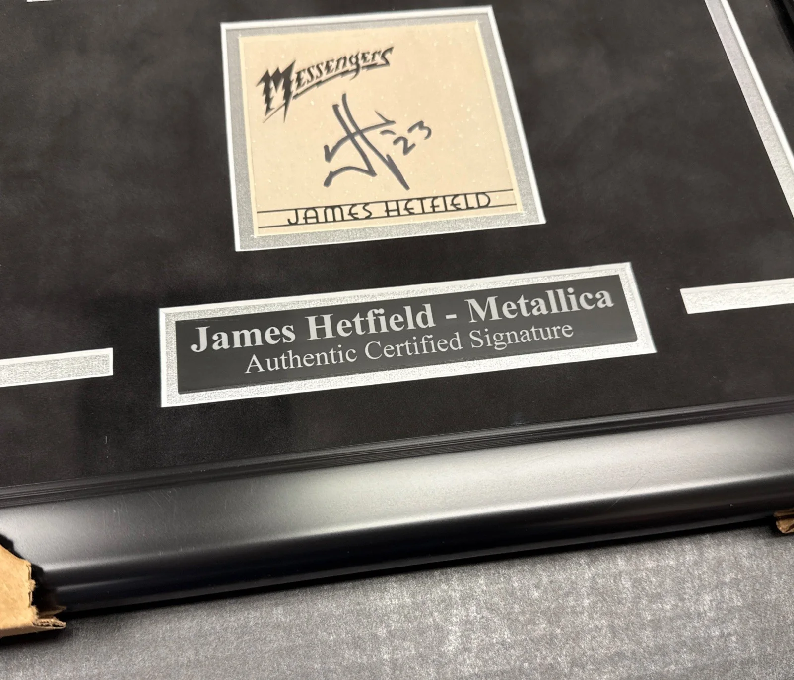 James Hetfield Signed Autographed Cut Framed w/ 8x10 Photo Metallica Authentic, изображение 2