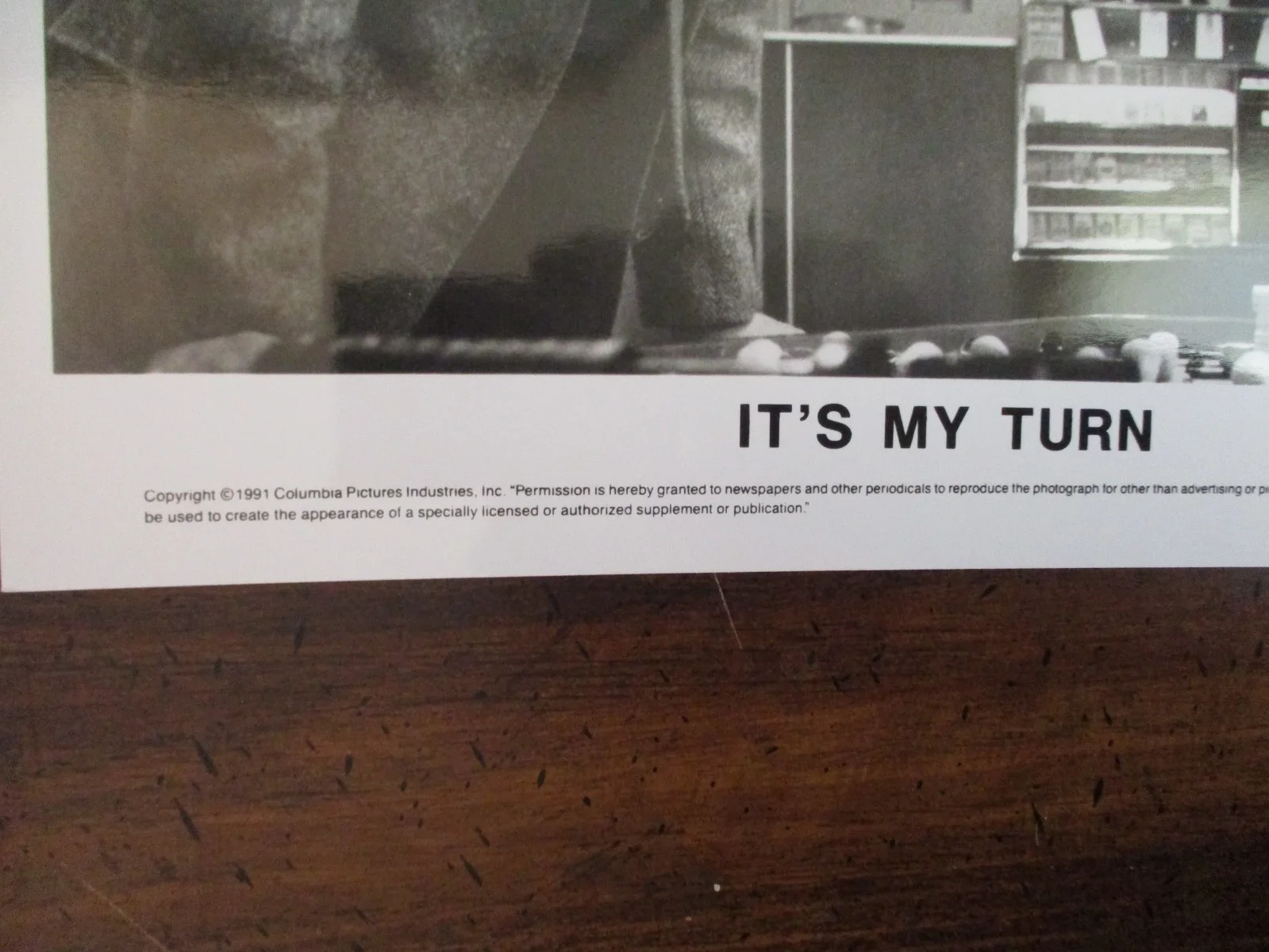 Michael Douglas("IT'S MY TURN")1991 10 x 8 Glossy Black and White Press Photo, image 2