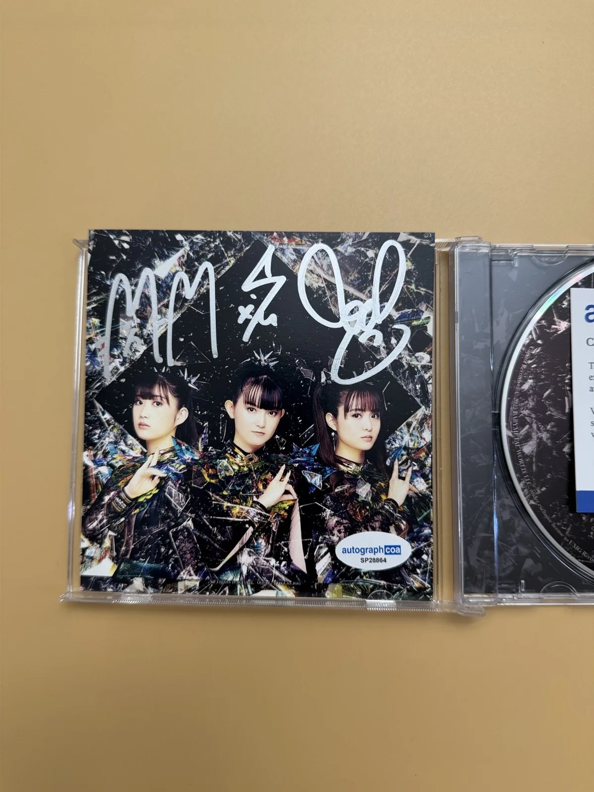 SIGNED BABYMETAL Metal Forth CD ACOA Certified Photo Card SP28864, image 2