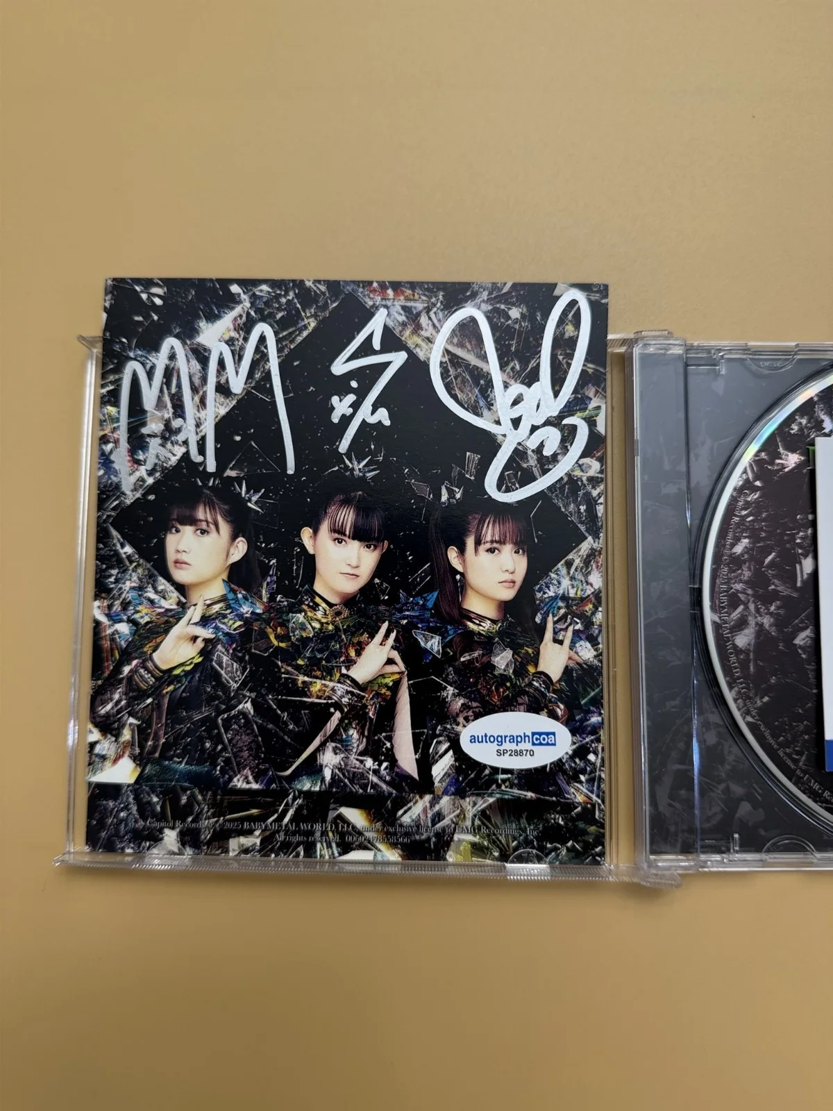 BABYMETAL Autographed Metal Forth CD with ACOA Certified Photo Card SP28870, изображение 2
