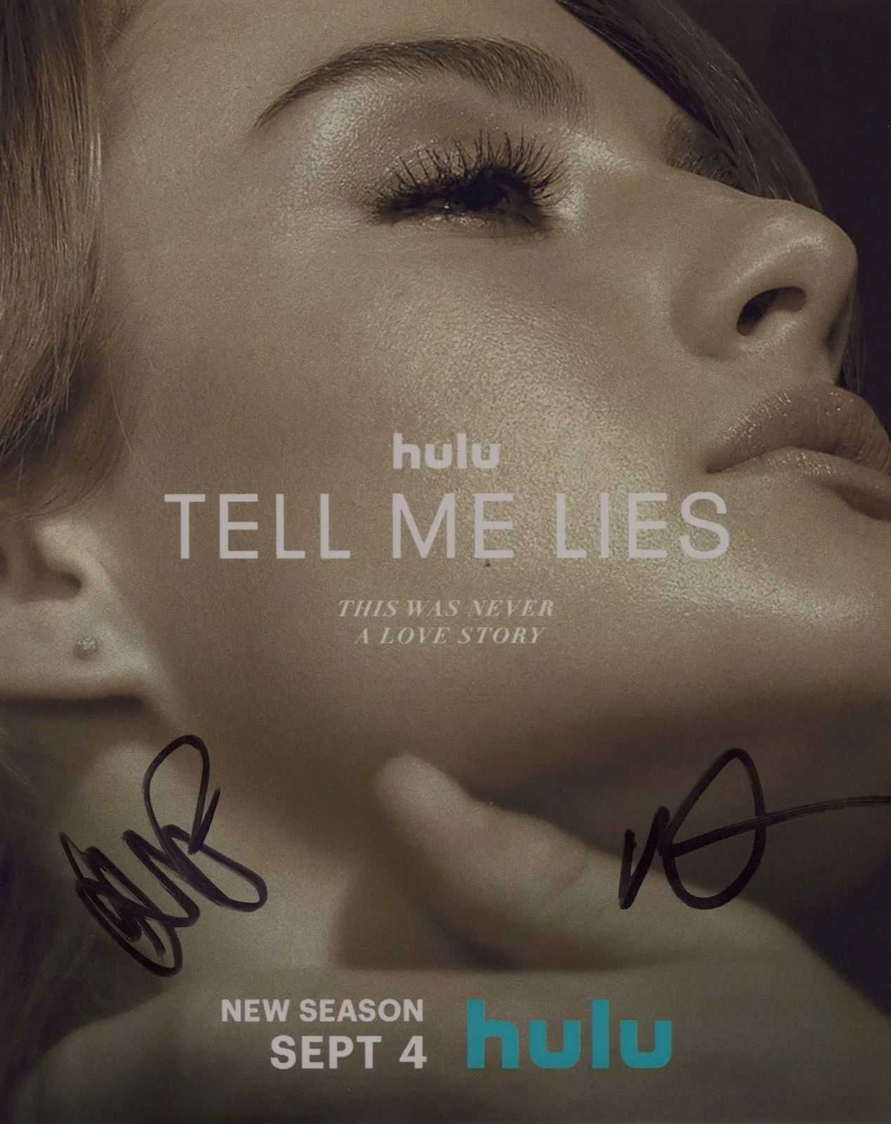 Grace Van Patten, Meaghan Oppenheimer — Grace Van Patten & Writer signed "TELL ME LIES" 8x10 Photo EXACT PROOF e COA, image 3