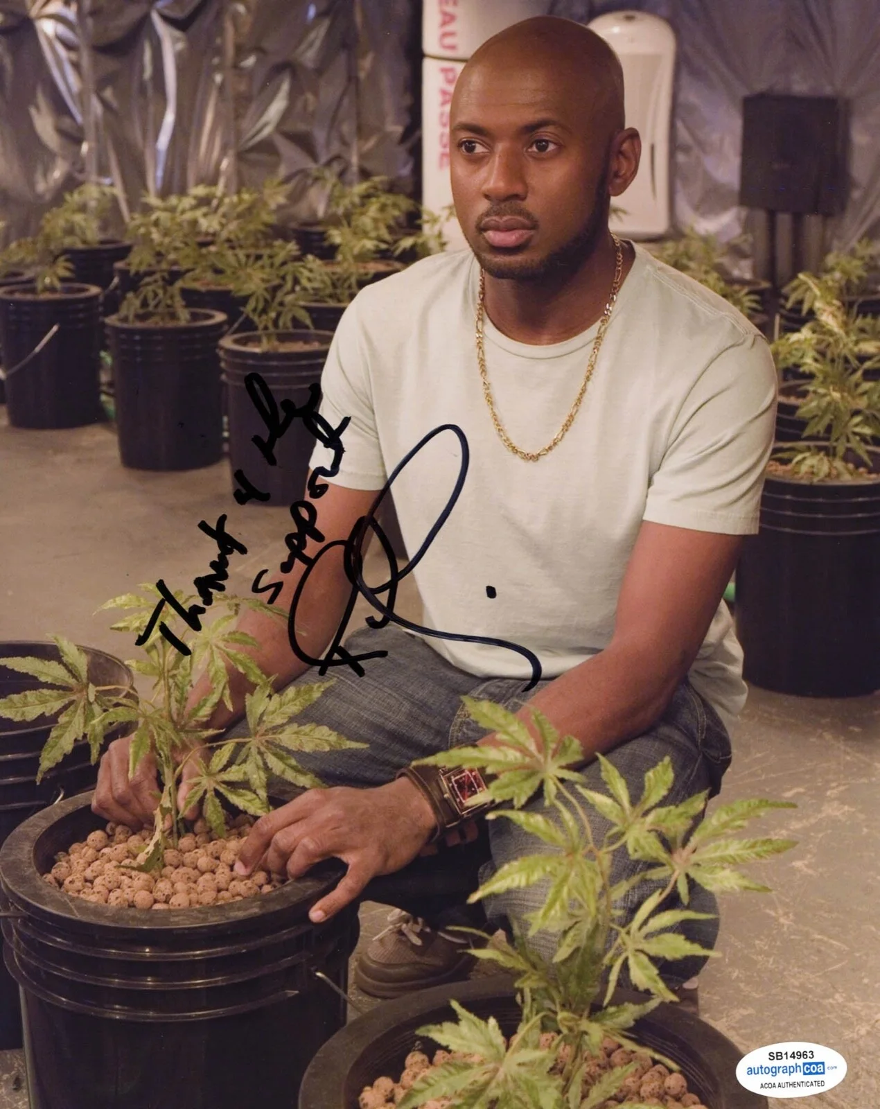 ROMANY MALCO — Romany Malco signed "WEEDS" 8x10 Photo AUTOGRAPHED Conrad Inscription ACOA COA, image 3