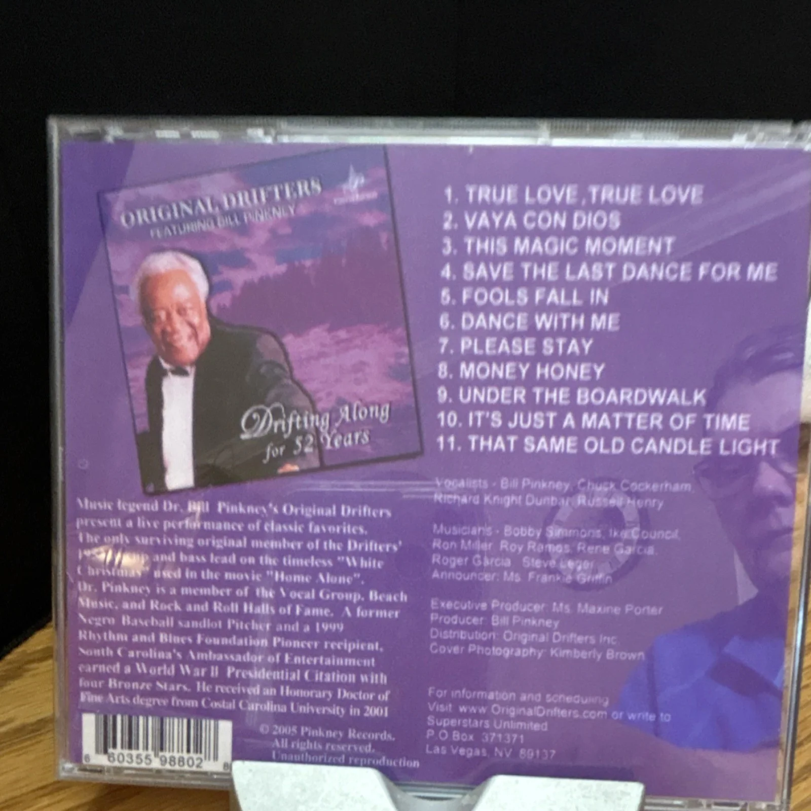 Original Drifters Featuring Bill Pinkney Signed Music CD & Booklet, image 2