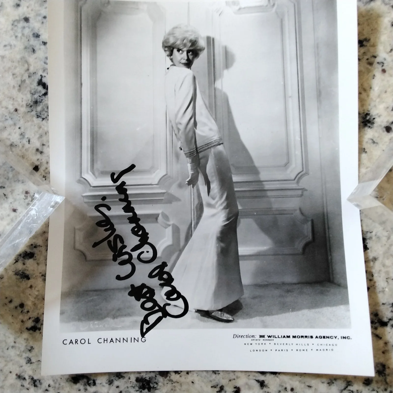 Carol Channing SIGNED Photo Film Stage Actress Hello Dolly Modern Millie Lorelei, image 2
