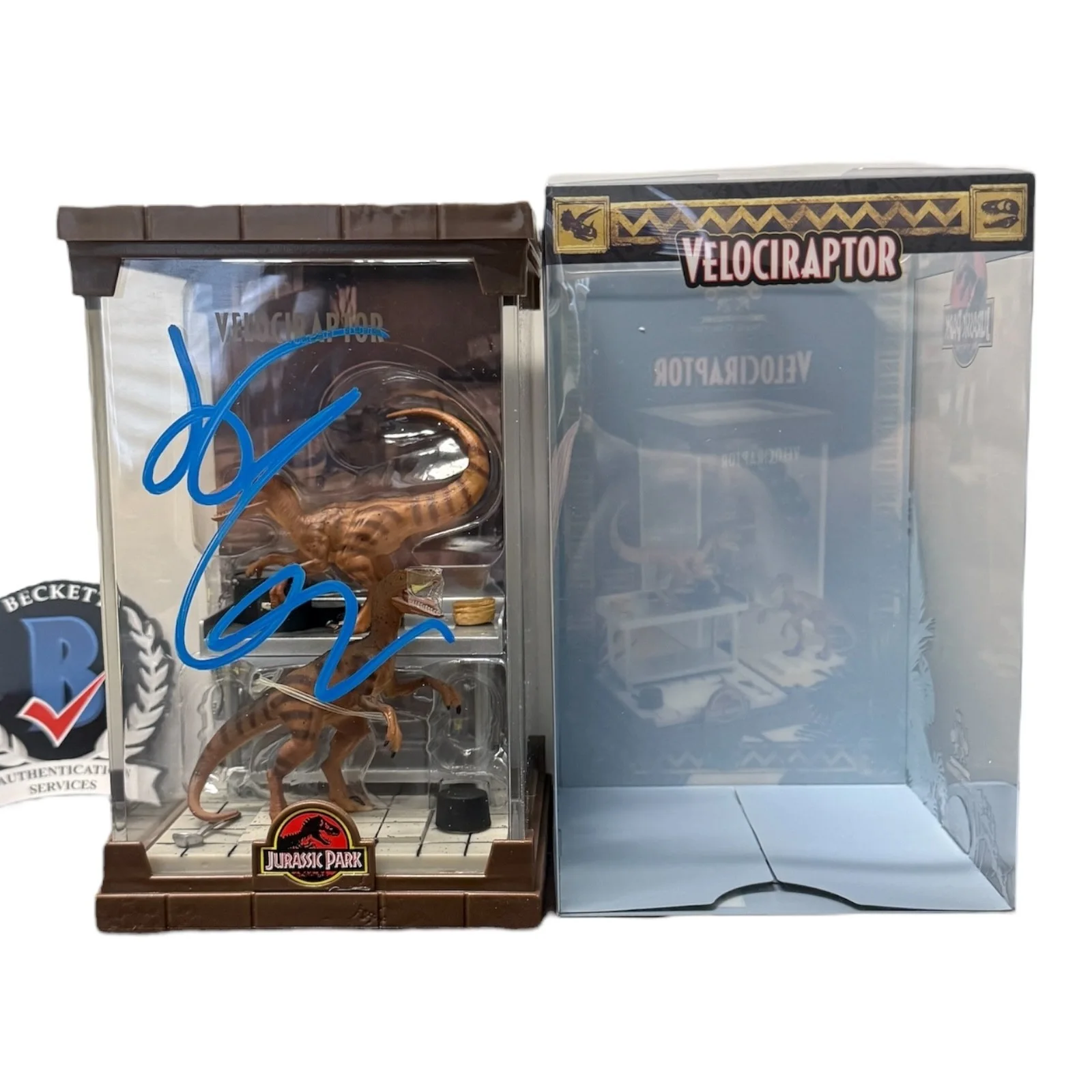 Jeff Goldblum — Jeff Goldblum Signed Autograph Jurassic Park Noble Collection Velociraptor BAS, изображение 2