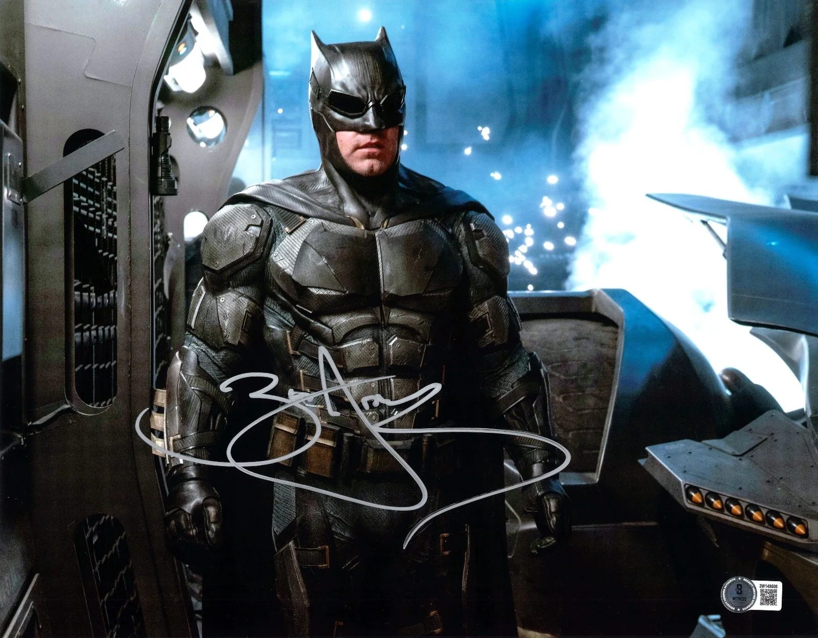 BEN AFFLECK — BEN AFFLECK SIGNED AUTO JUSTICE LEAGUE 11X14 METALLIC PHOTO BAS BECKETT BATMAN