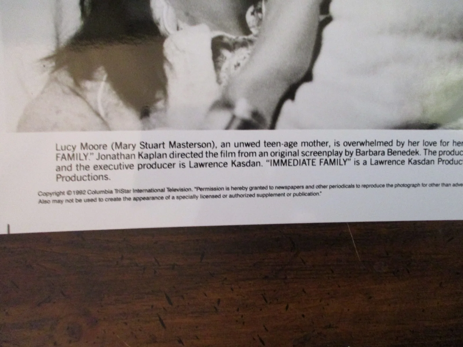 Mary Stuart Masterson("IMMEDIATE FAMILY")1992 10 x 8 Black and White Press Photo, изображение 2