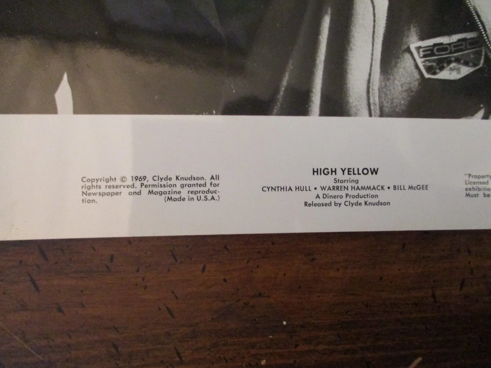 Cynthia Hull ("HIGH YELLOW") 1969 10 x 8 Glossy Black and White Press Photo, изображение 2