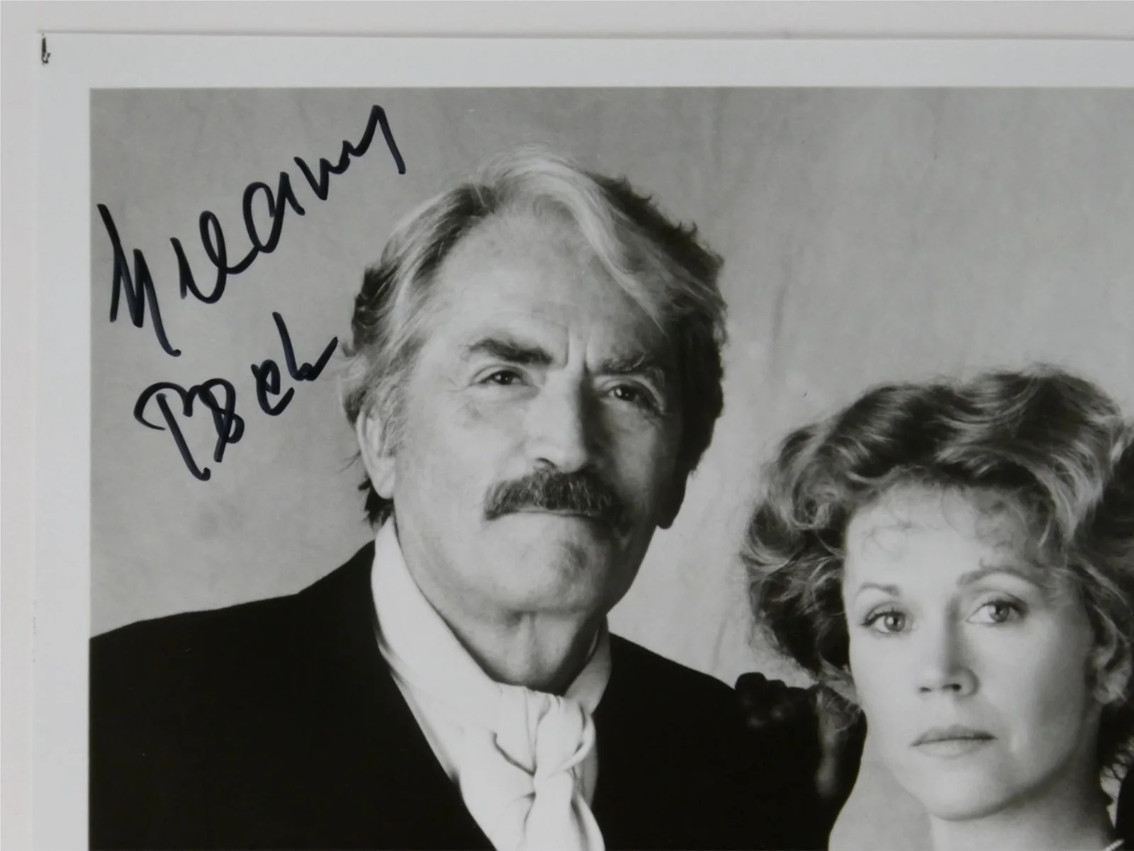 Gregory Peck — Gregory Peck Signed 8x10 Promo Photo Old Gringo B&W Autographed JSA COA, изображение 3
