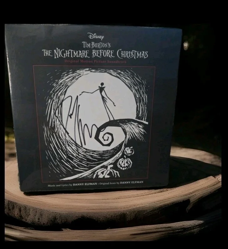 Danny Elfman Signed T.N.B.C. 2lp Lim. Ed Zoetrope Pic Disc Vinyl RACC Purchased, image 2