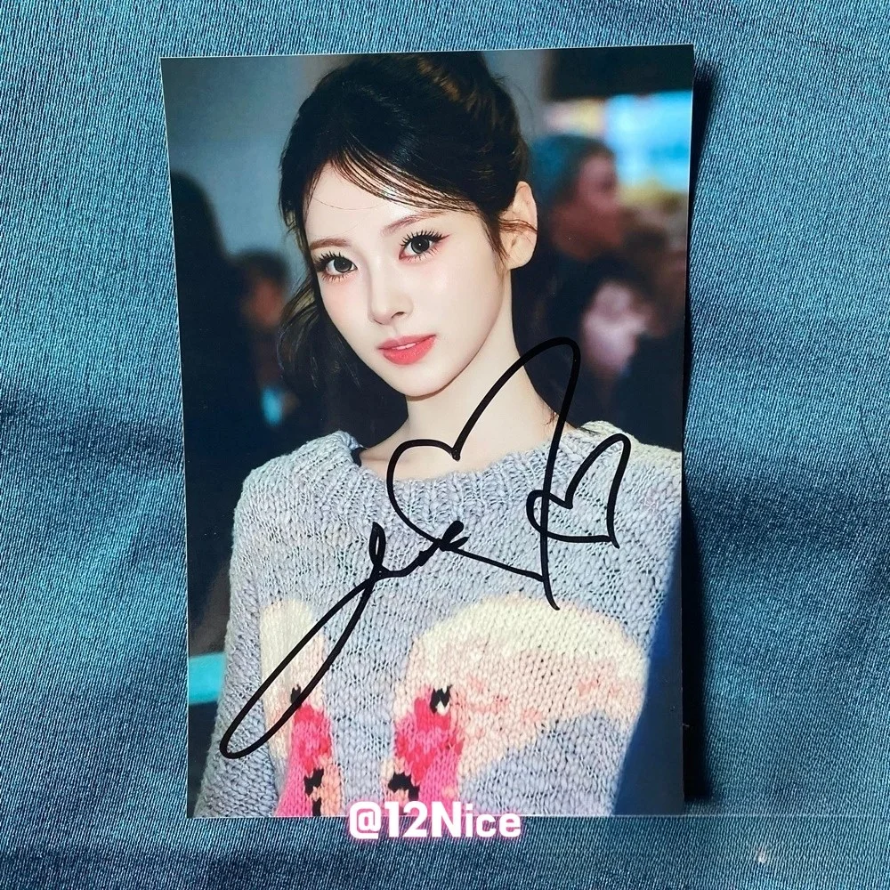MEOVV ANNA AUTOGRAPHED SIGNED PHOTO K-POP COLLECTION 4*6 2025, image 2