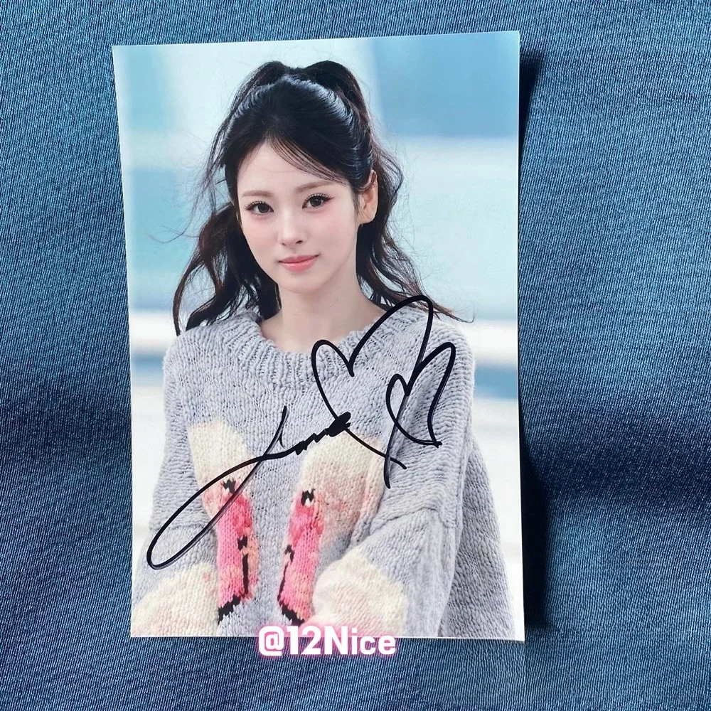 MEOVV ANNA AUTOGRAPHED SIGNED PHOTO K-POP COLLECTION 4*6 2025, image 3