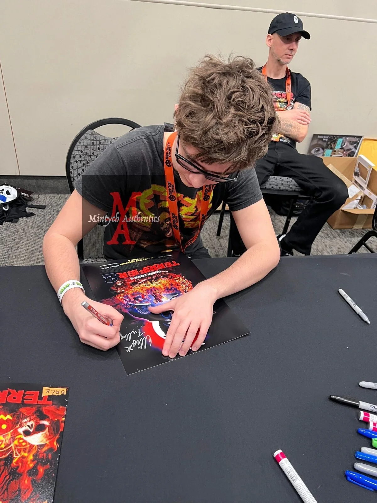 ELLIOTT FULLAM — Elliott Fullam autographed signed 8x10 photo Terrifier 2 Jonathan JSA COA, изображение 2