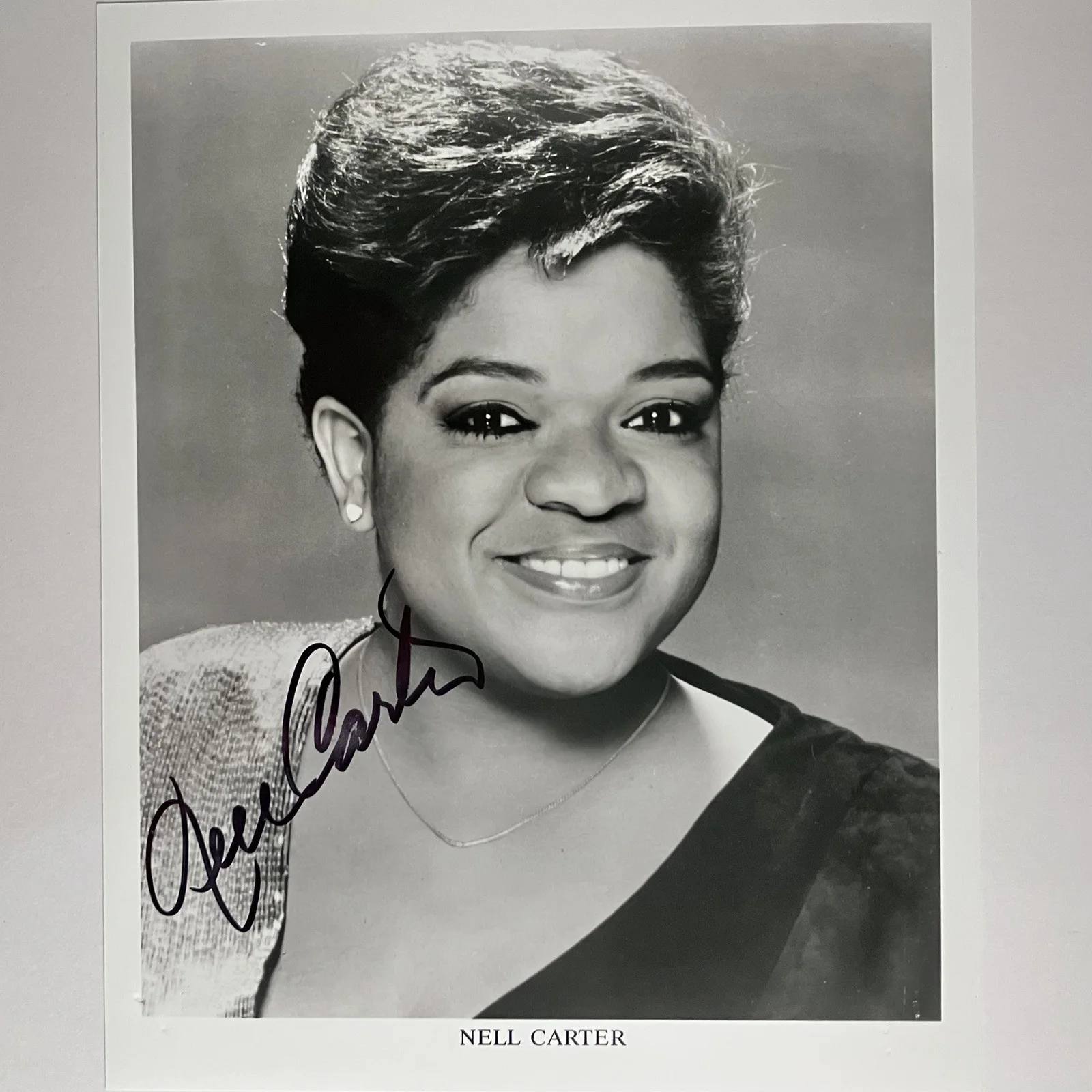 Nell Carter — Vintage NELL CARTER (1948-2003) Signed 8x10 / GIMME A BREAK!, Ain’t Misbehavin’, изображение 2