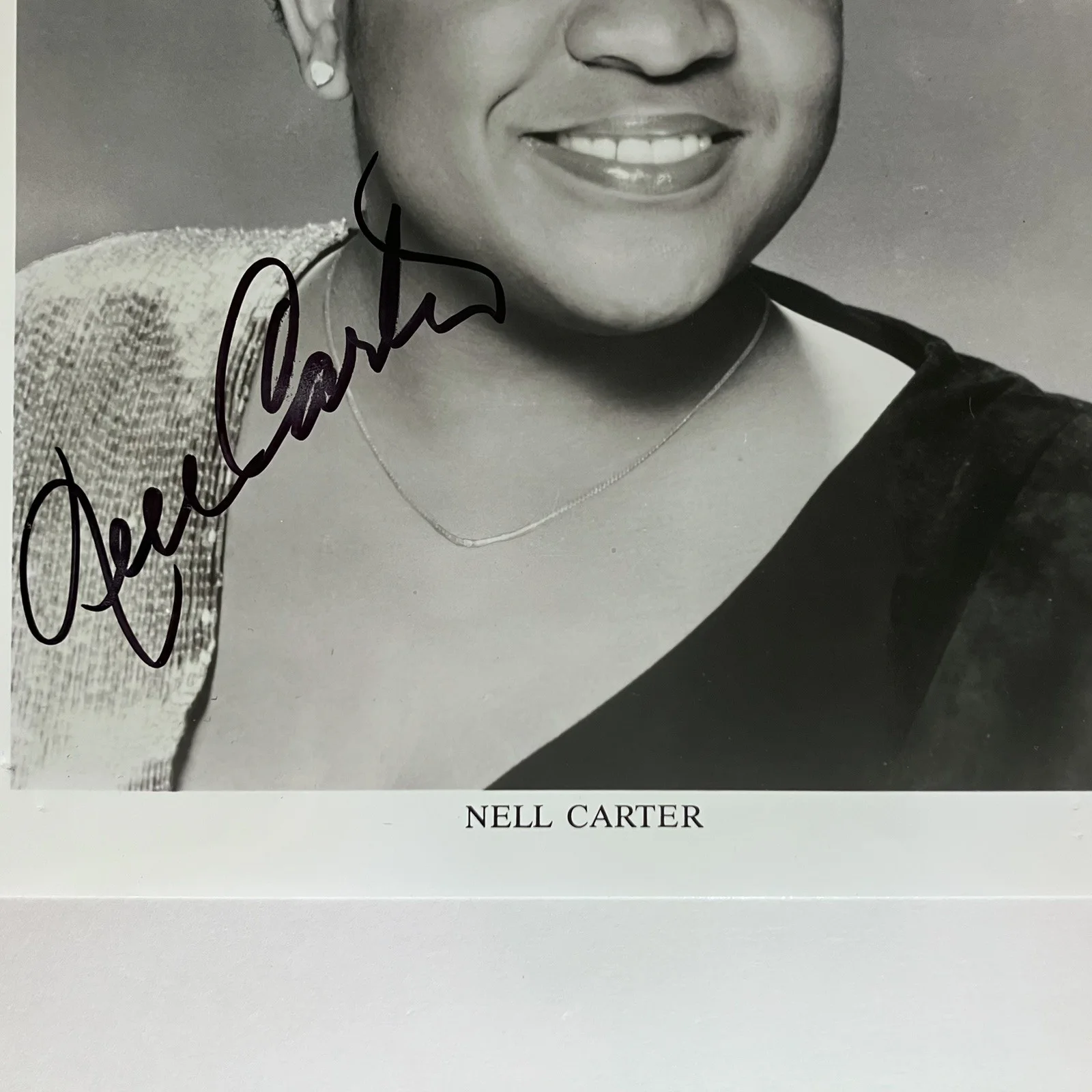 Nell Carter — Vintage NELL CARTER (1948-2003) Signed 8x10 / GIMME A BREAK!, Ain’t Misbehavin’, изображение 4