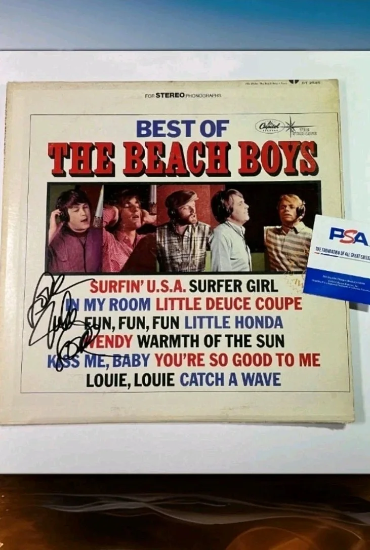 The BEACH BOYS MIKE LOVE Signed Vinyl The Best Of Album. PSA CERT, изображение 2