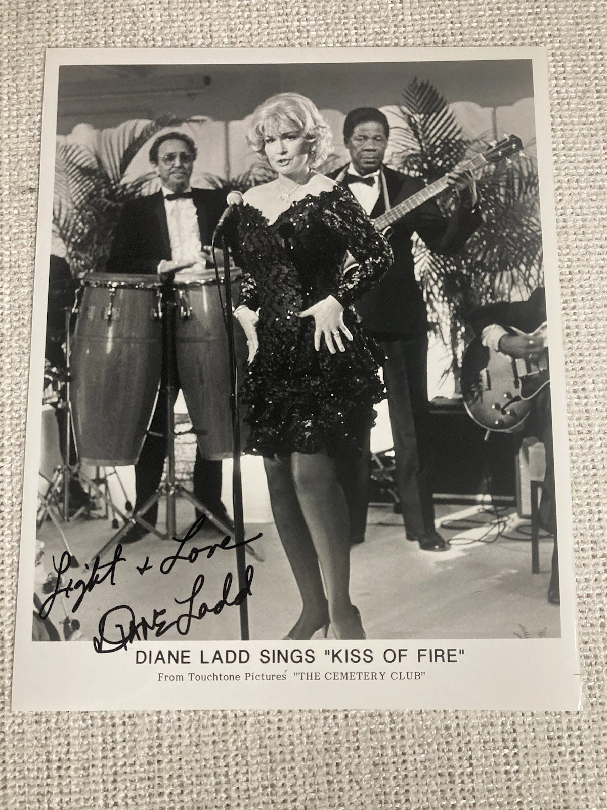Diane Ladd — Diane Ladd Autographed Photo, image 2