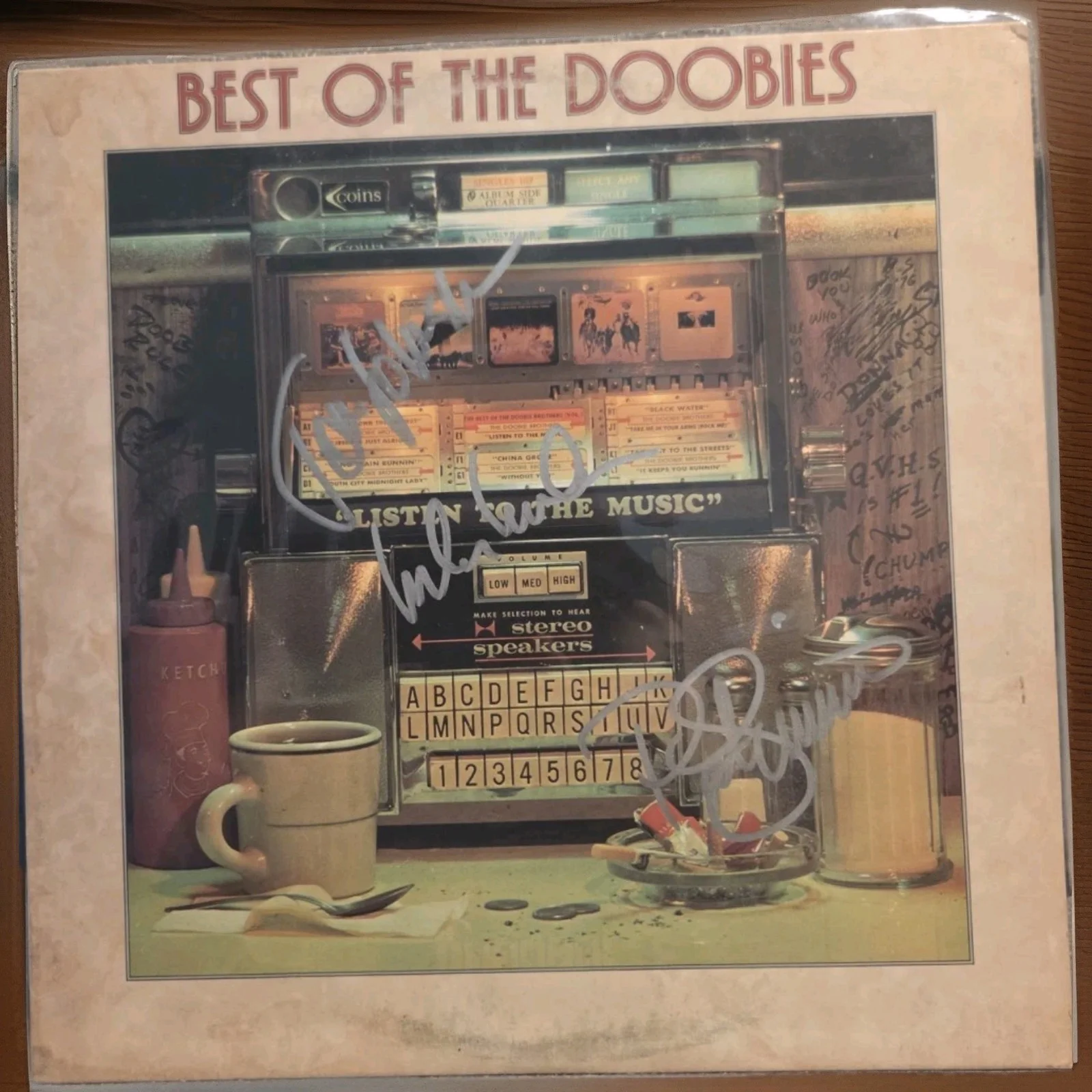 The DOOBIE BROTHERS Signed Vinyl Record MEMBERS M. MCDONALD+2 RACC Purchased, изображение 4