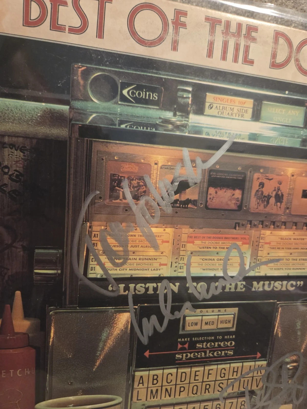 The DOOBIE BROTHERS Signed Vinyl Record MEMBERS M. MCDONALD+2 RACC Purchased, изображение 5