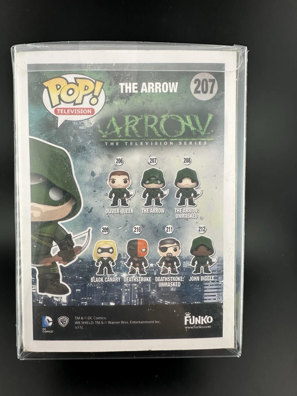 Stephen Amell — Stephen Amell Signed The Arrow Funko #207 Beckett BGS CERT, image 5